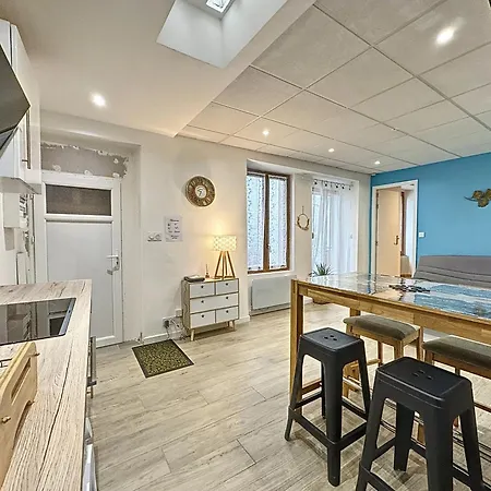 Quai 36 アパート *